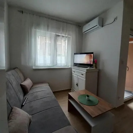 Visnja * Gornja Toplica